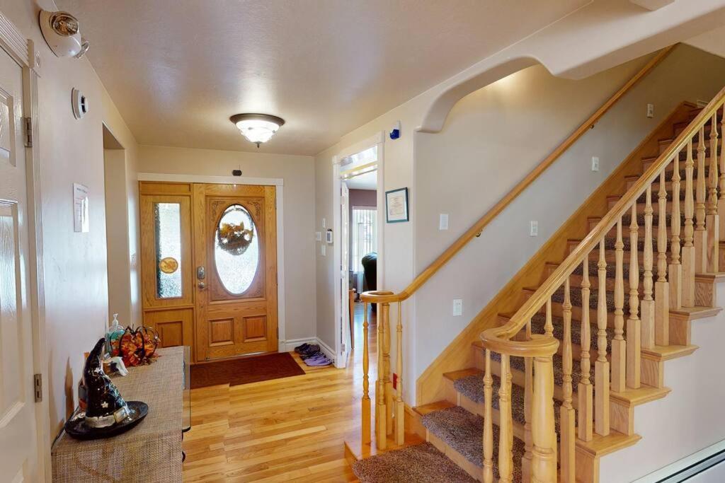 Tacit Shadow Resort Shangri-La King Suite, Gym, Coffee Bar, Hot-Tub, Free Laundry, Food Available Parowan エクステリア 写真
