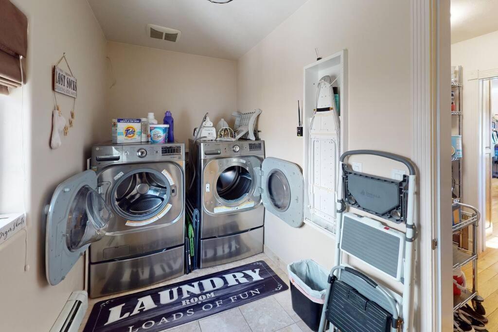 Tacit Shadow Resort Shangri-La King Suite, Gym, Coffee Bar, Hot-Tub, Free Laundry, Food Available Parowan エクステリア 写真