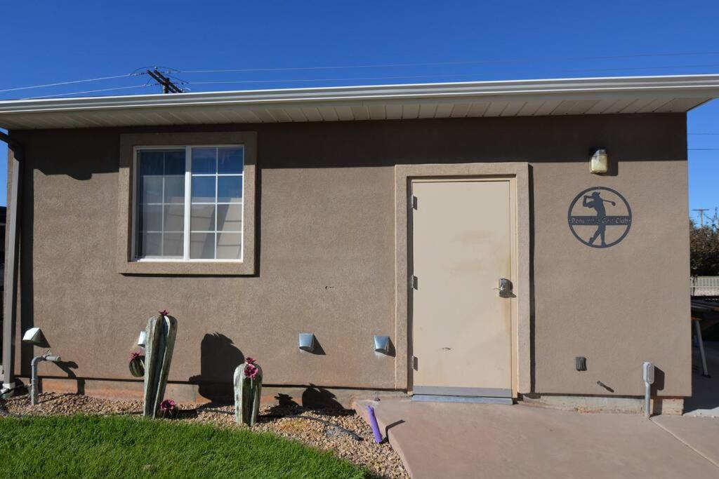 Tacit Shadow Resort Shangri-La King Suite, Gym, Coffee Bar, Hot-Tub, Free Laundry, Food Available Parowan エクステリア 写真